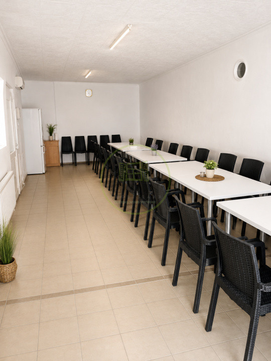 Proprietate deosebită în Zărnești – Două case, spațiu comercial și teren generos