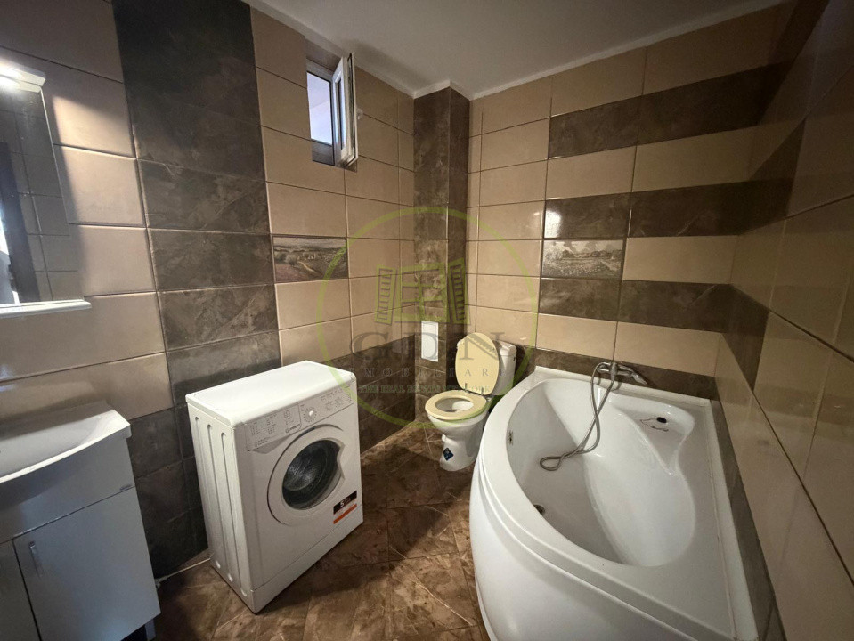 Apartament 2 Camere | Semidecomandat | Centrul Istoric | Curte Privată | Parcare