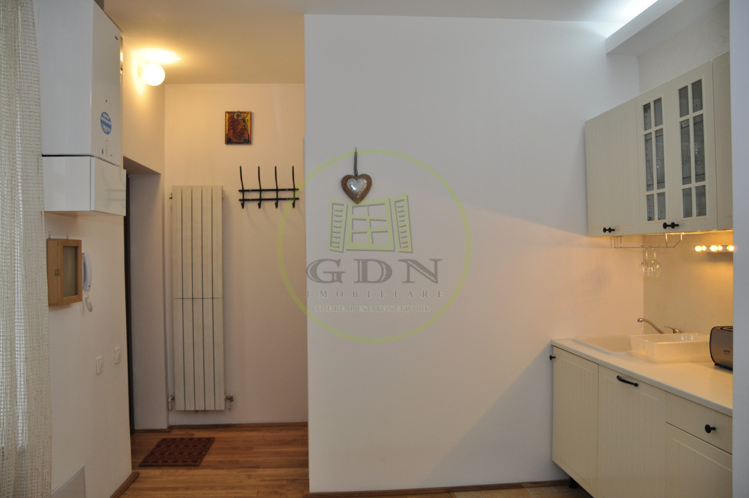 Apartament cu istorie și personalitate, 2 camere, Centrul Istoric Sibiu