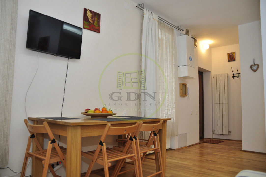 Apartament cu istorie și personalitate, 2 camere, Centrul Istoric Sibiu