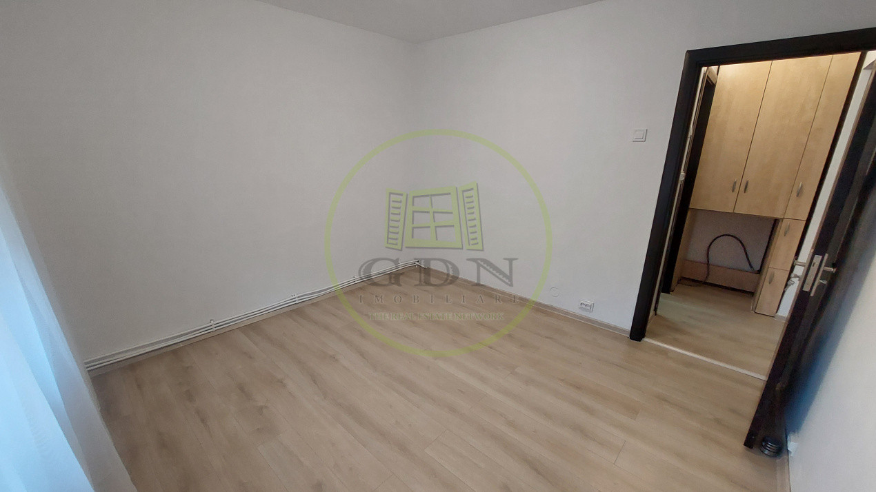 Apartament doua camere decomandat, etajul 1, Cartier 1 Mai zona Autogara
