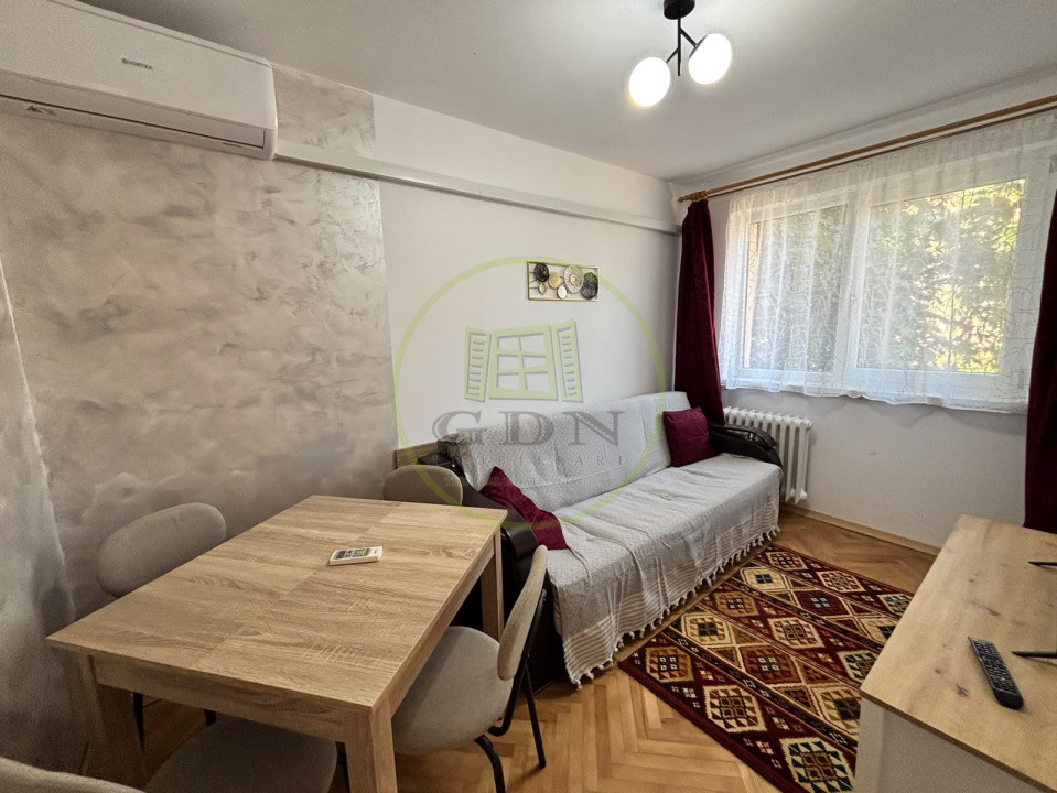 Apartament 3 camere, 48 mp, cartier Valea Rosie, zona scoala Theodor Aman