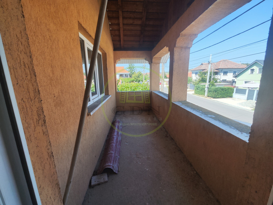 Casa 4 camere, teren 250 mp, localitatea Podari, zona Profi Loco.