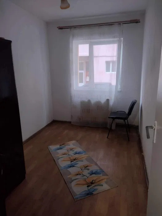 Apartament 3 camere ,75 mp utili, Vasile Aaron