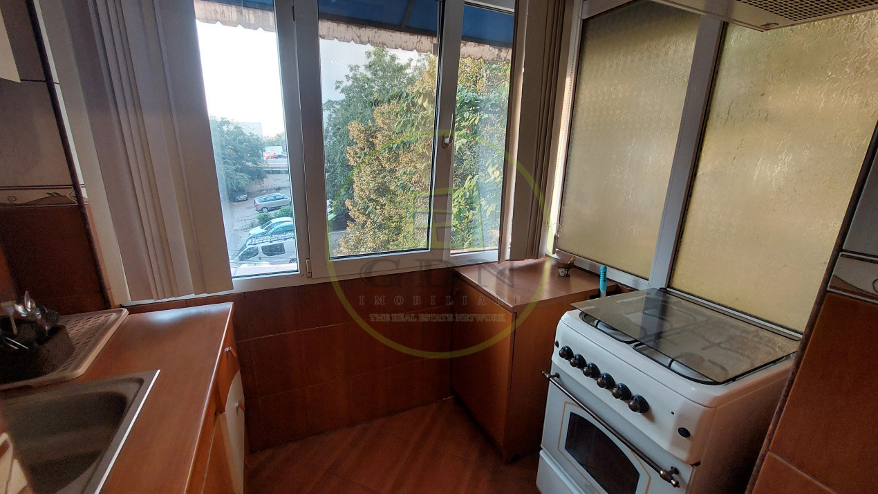 Apartament 3 camere decomandat, etajul 2, Cartier Lapus zona Popeci