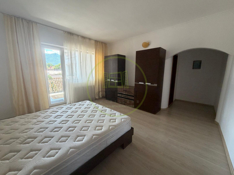 Apartament 4 Camere | 160 mp | 3 Dormitoare cu Băi Proprii | Centru Istoric |
