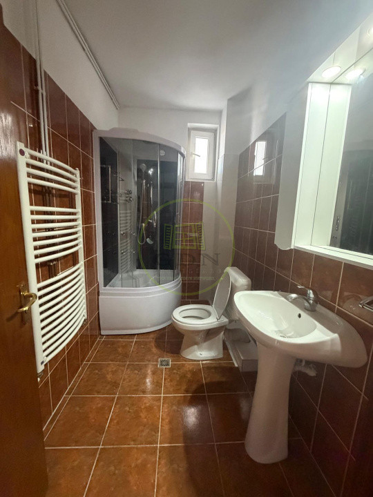 Apartament 4 Camere | 160 mp | 3 Dormitoare cu Băi Proprii | Centru Istoric |