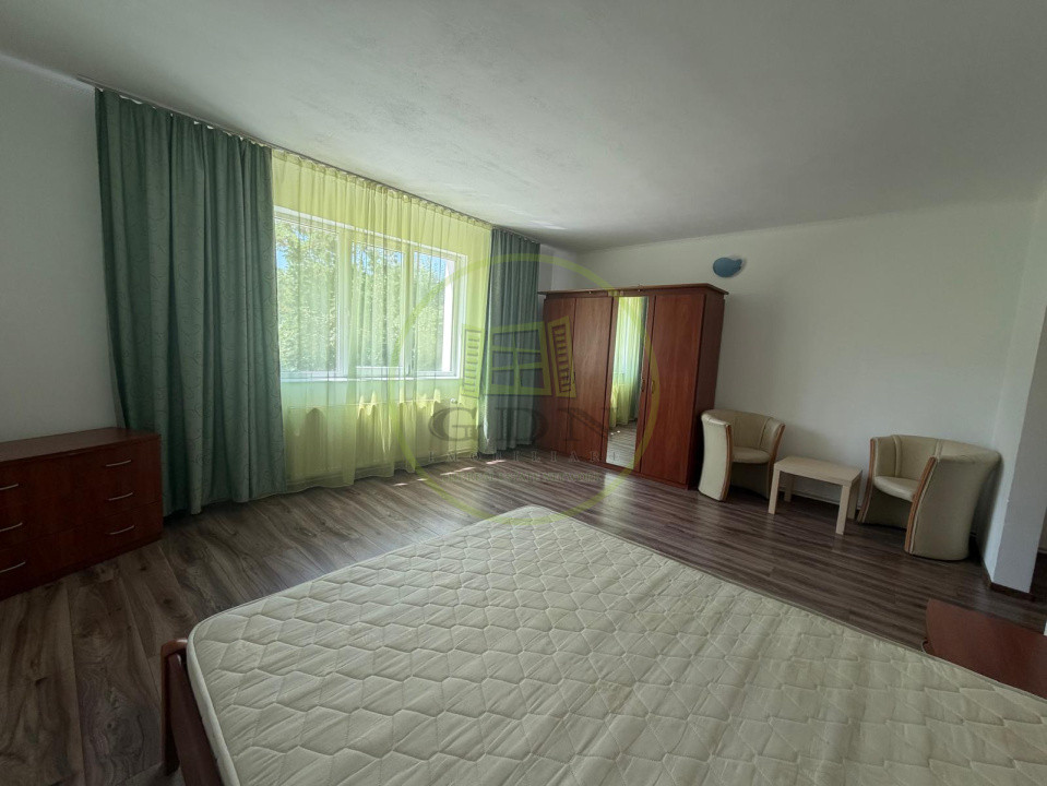 Apartament 4 Camere | 160 mp | 3 Dormitoare cu Băi Proprii | Centru Istoric |
