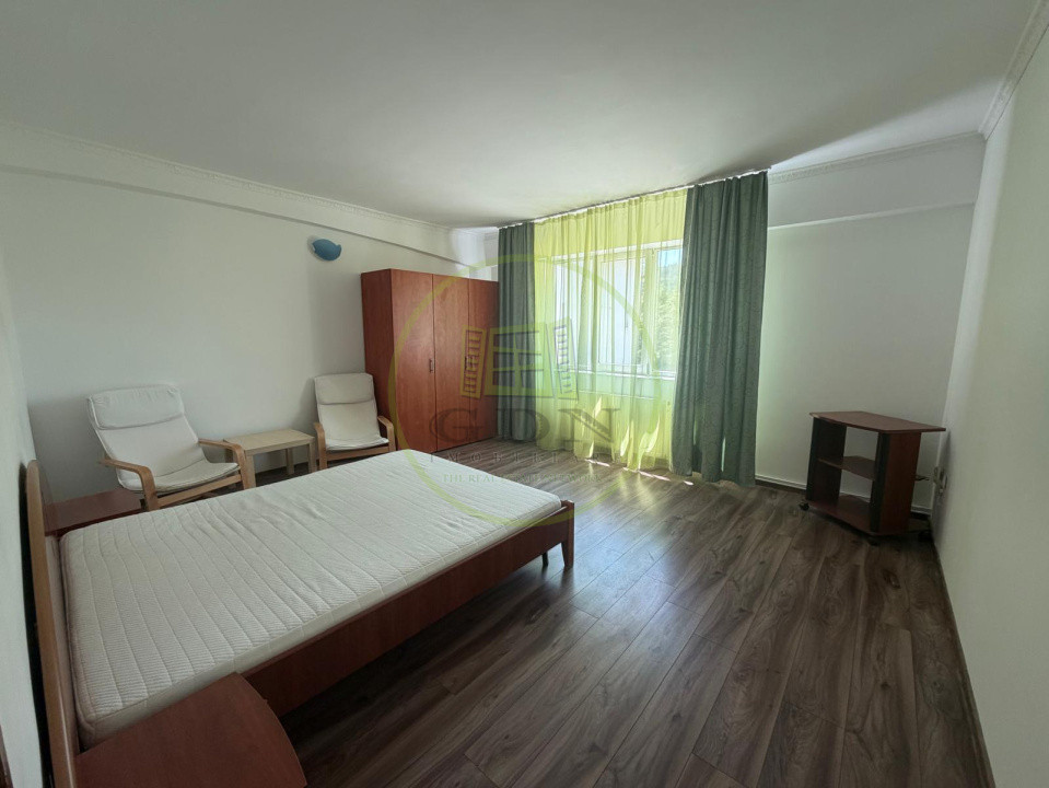 Apartament 4 Camere | 160 mp | 3 Dormitoare cu Băi Proprii | Centru Istoric |