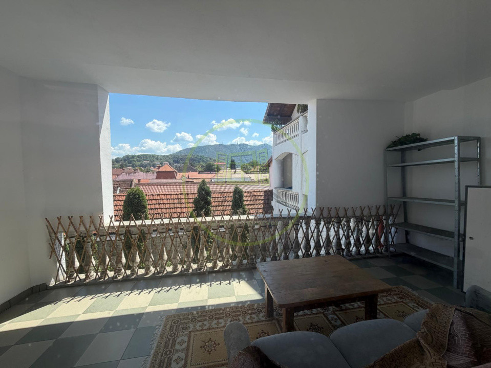Apartament 4 Camere | 160 mp | 3 Dormitoare cu Băi Proprii | Centru Istoric |