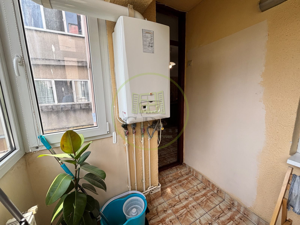 Apartament 3 camere, 77 mp, cartier George Enescu , zona Liceul Energetic