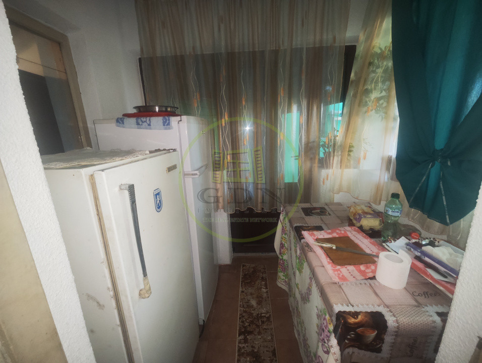Casa 3 camere, teren 152 mp, Craiova, cartier Brestei.