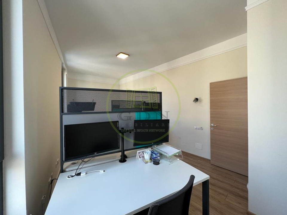 Spatiu de birou modern zona Platinia