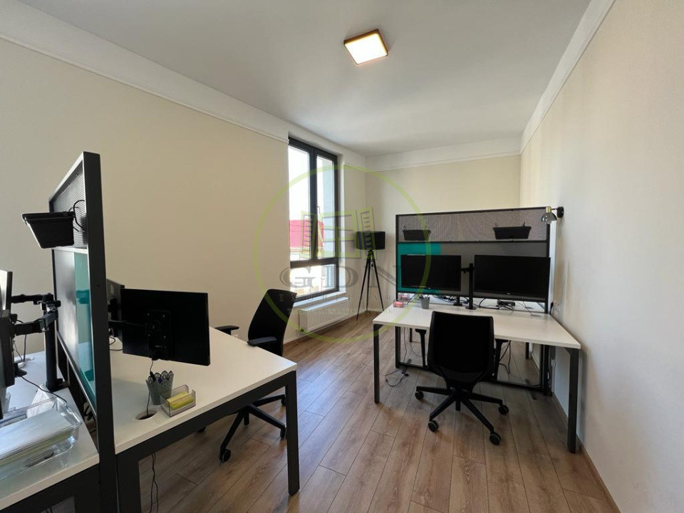 Spatiu de birou modern zona Platinia