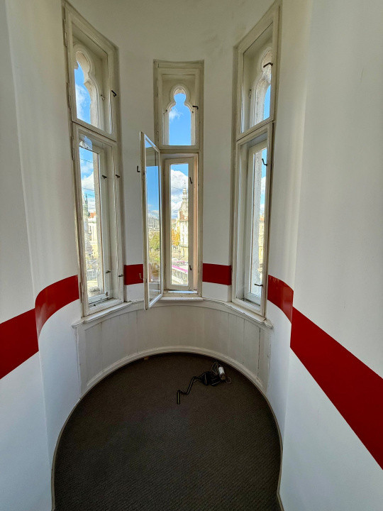 Închiriere birou ultracentral 62 mp.