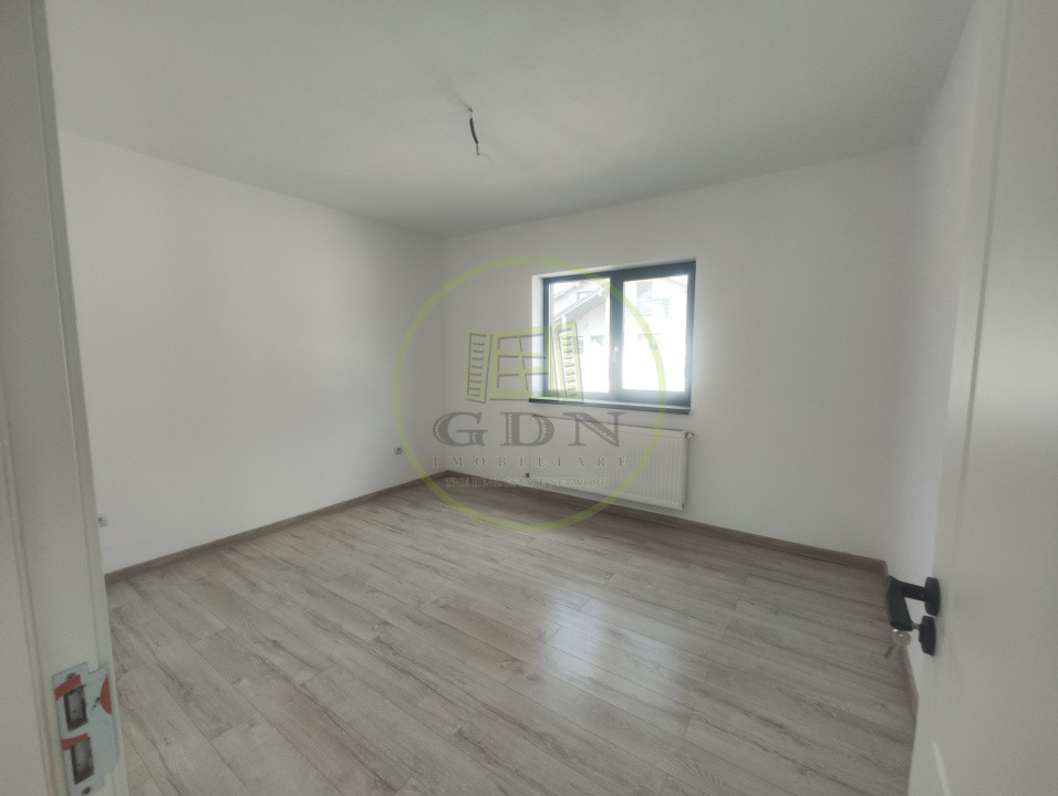 Casa 3 camere, teren 242 mp, localitatea Preajba, zona Selgros.