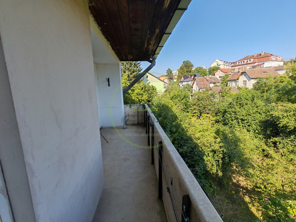 APARTAMENT SPAȚIOS DE VÂNZARE – ȘTRAND, SIBIU | 73 MP + BALCON+ GARAJ 
