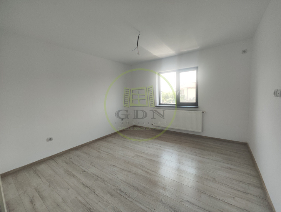 Casa 4 camere, teren 242 mp, localitatea Preajba, zona Selgros.