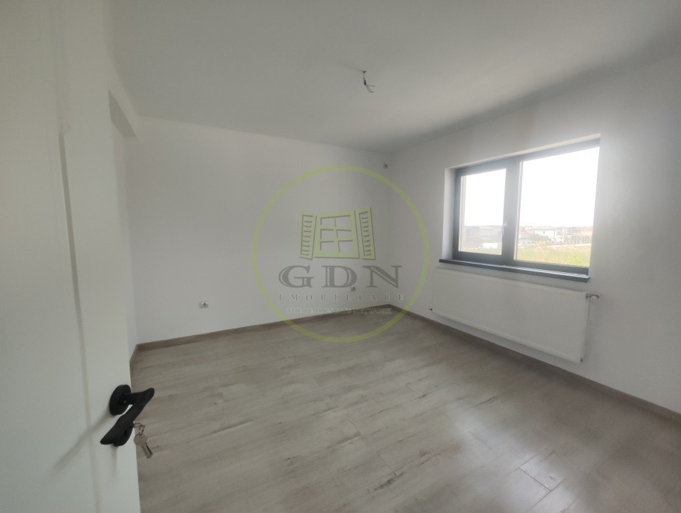 Casa 4 camere, teren 242 mp, localitatea Preajba, zona Selgros.