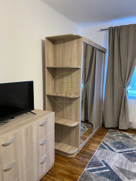 Garsonieră decomandată – Zona Centrală, utilată complet, taxe mici
