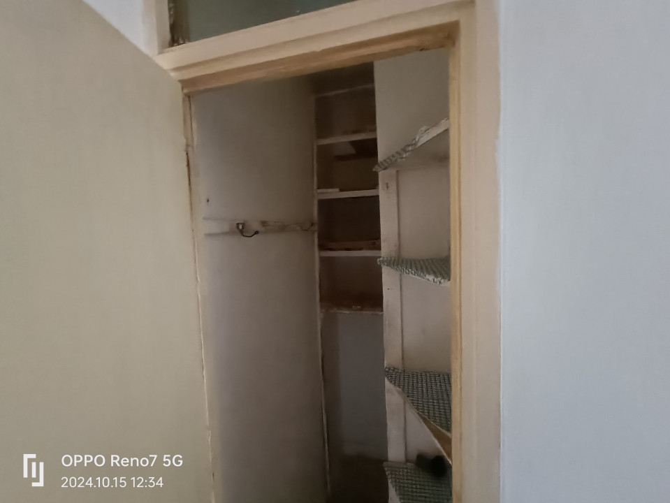 Apartament cu 2 camere de vânzare Reghin str. Libertăţii.