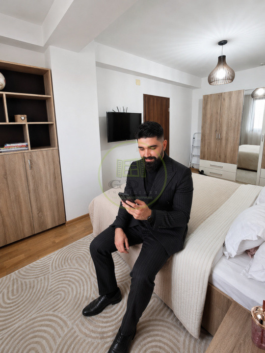 Inchiriez apartament 2 camere de 64mp, bloc Nou, situat pe Colina Universității