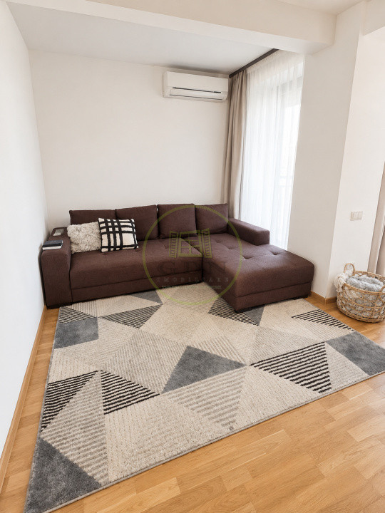 Inchiriez apartament 2 camere de 64mp, bloc Nou, situat pe Colina Universității