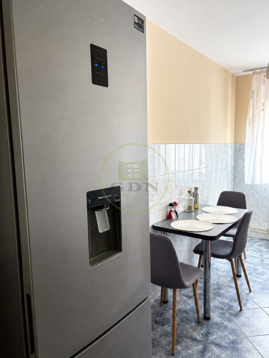 ÎNCHIRIERE APARTAMENT 3 camere pet friendly Astra Brașov cu loc de parcare