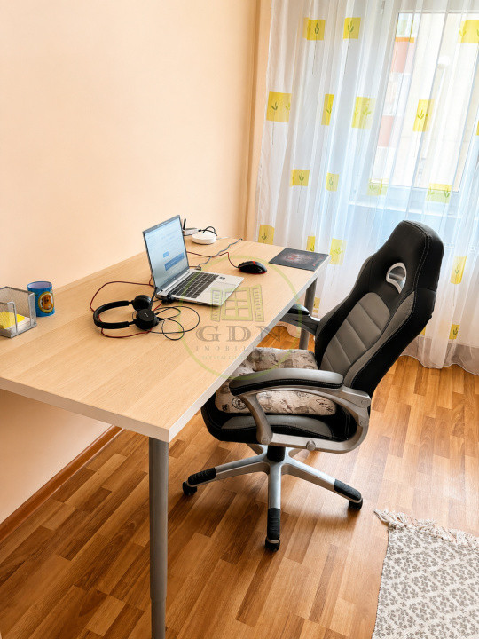 ÎNCHIRIERE APARTAMENT 3 camere pet friendly Astra Brașov cu loc de parcare