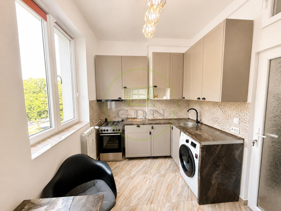 Apartament 2 camere | Decomandat | 55 mp | Metrou Parc Bazilescu | Boxă | Etaj 2