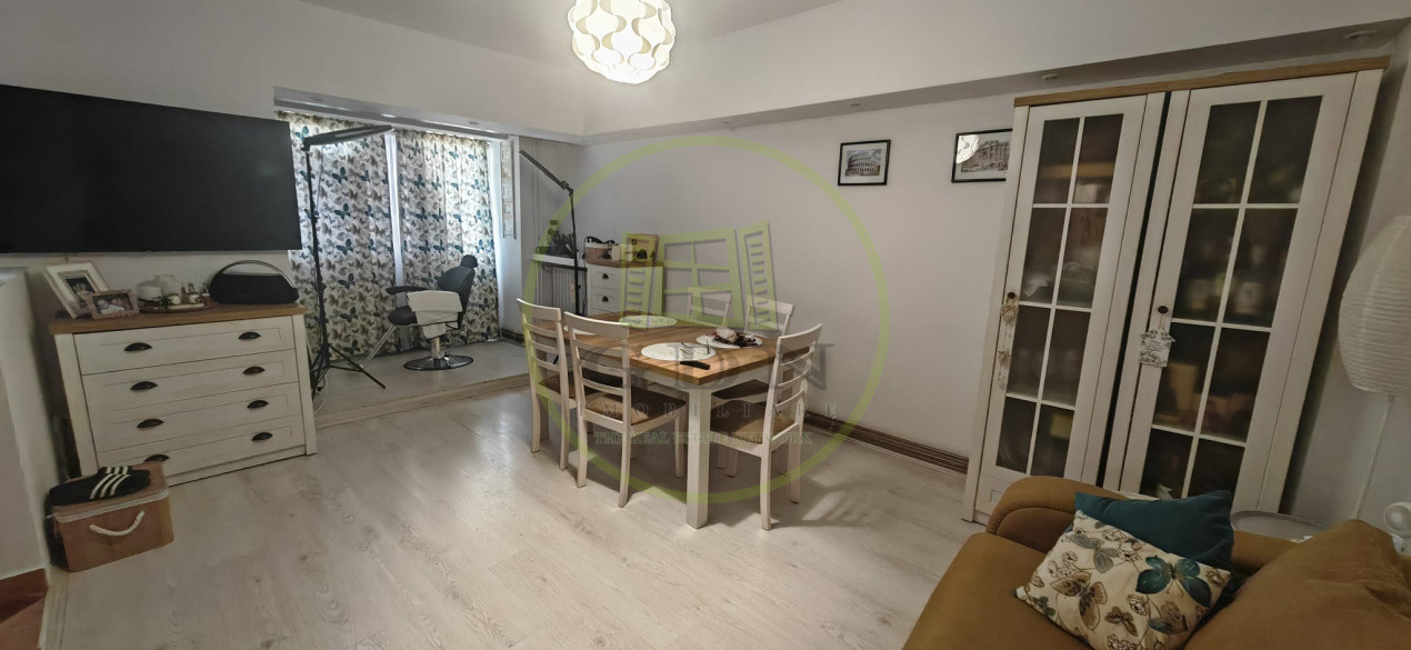 Apartament 3 camere, decomandat, 71 mp, Brazda, zona Liceul Titulescu