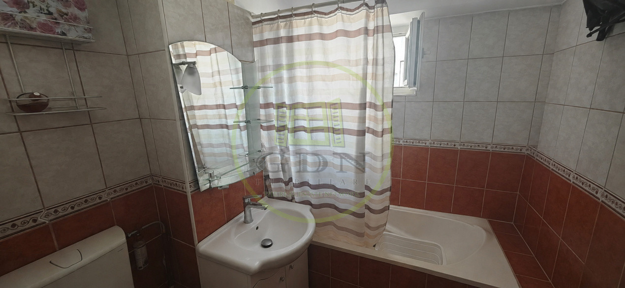 Apartament 3 camere, decomandat, 71 mp, Brazda, zona Liceul Titulescu