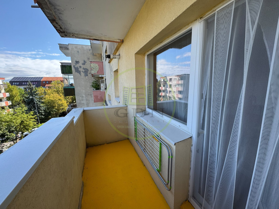 Oportunitate! Apart. cu 3 camere + garaj, Zorilor