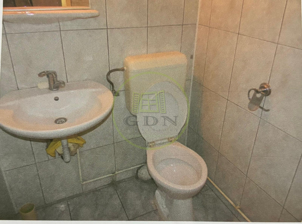 Apartament 3 camere de renovat – Calea București, Astra | 72,65 mp | Etaj 2/8 | 