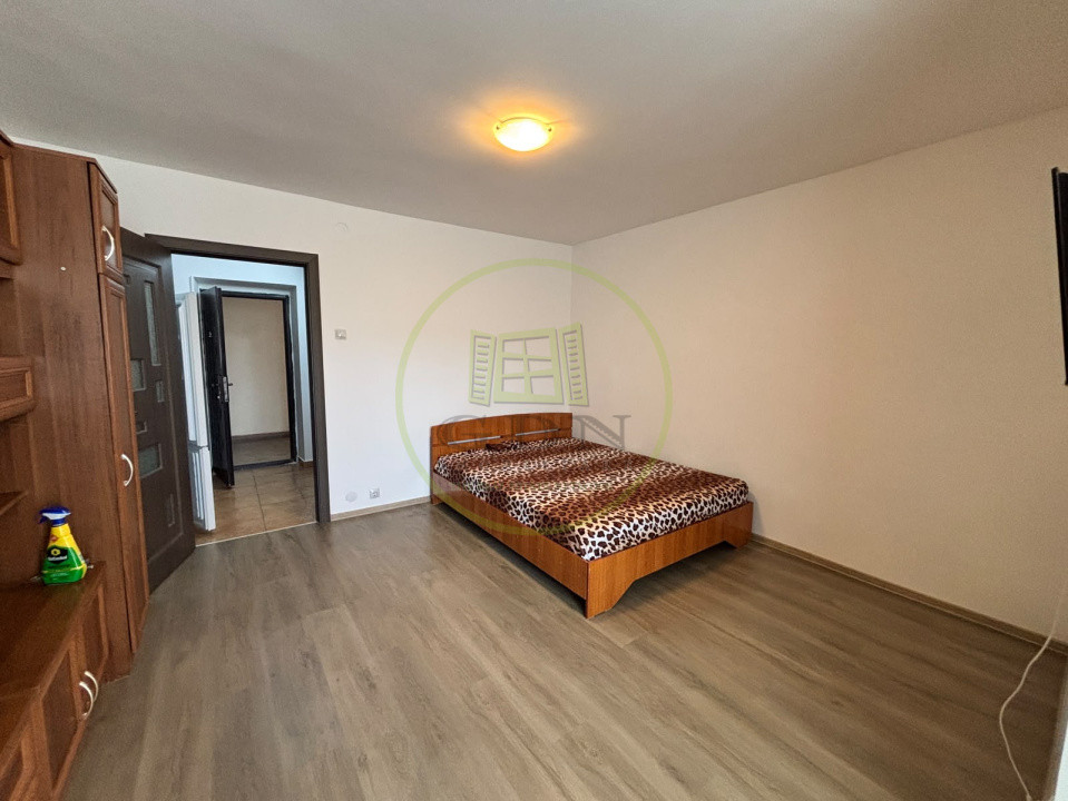 Garsoniera semidecomandata, 33 mp, cartier Lapus Arges, zona Mihai Eminescu