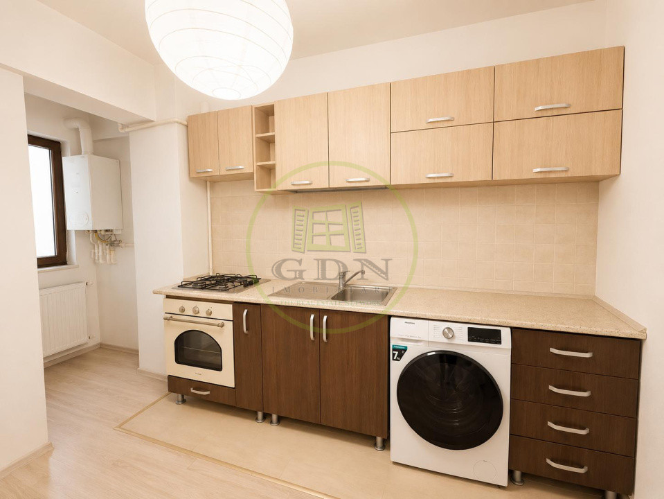 Apartament 3 camere | Etaj 2 | Bulevardul Gloriei | 195000 EURO