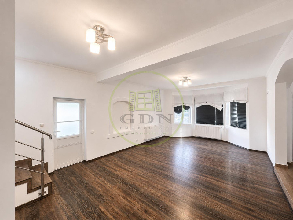 Casă 4 camere | 115 mp utili | Curte 500 mp | Terasă 24 mp | Corbeanca – Ostratu