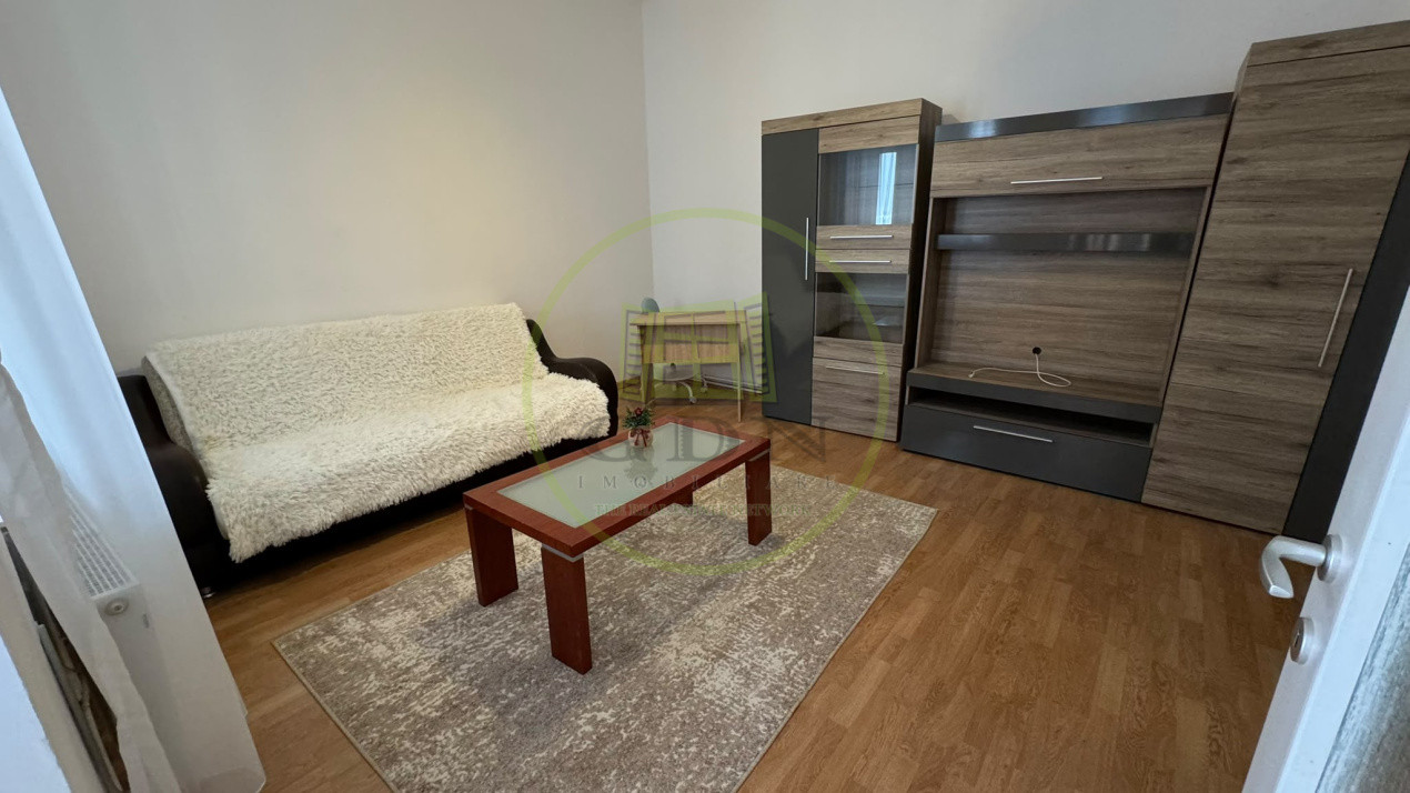 Închiriere apartament de 85 mp. la casă, str Roșiori
