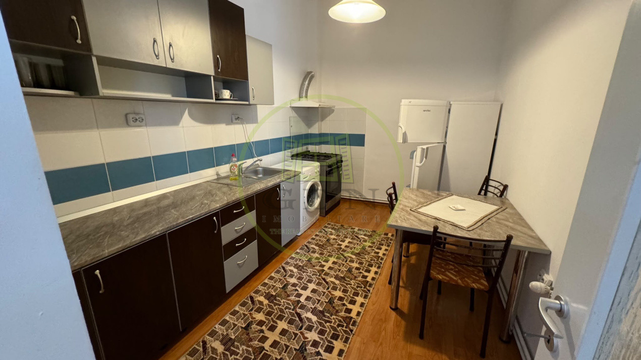 Închiriere apartament de 85 mp. la casă, str Roșiori