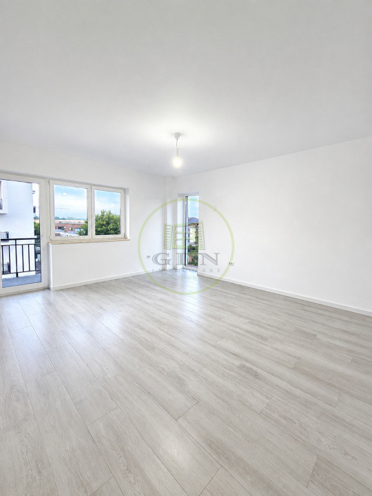 Vâmzare apartament 3 camere in Ozone Residence Tractorul Brașov cu parcare