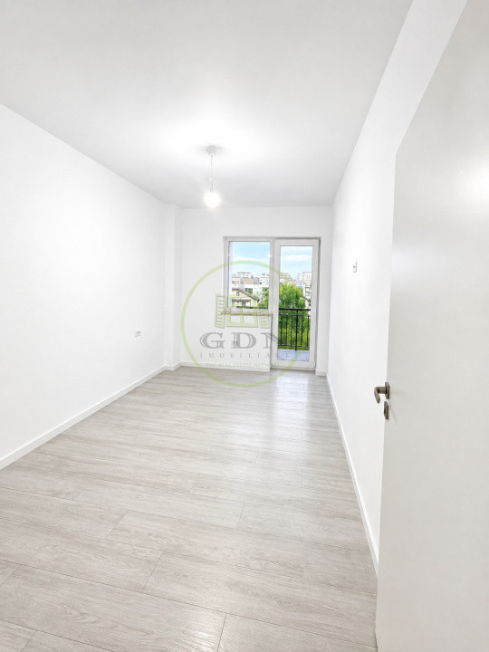 Vâmzare apartament 3 camere in Ozone Residence Tractorul Brașov cu parcare