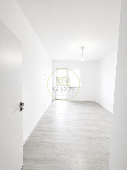 Vâmzare apartament 3 camere in Ozone Residence Tractorul Brașov cu parcare