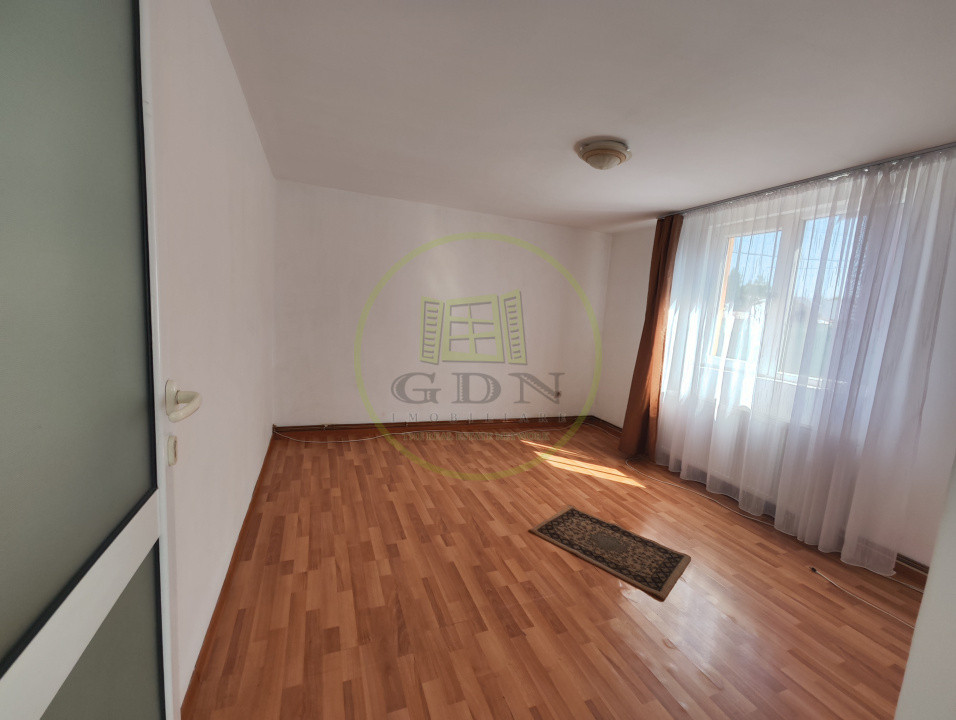 Casa 5 camere, teren 176 mp, Craiova, cartier Lascar Catargiu