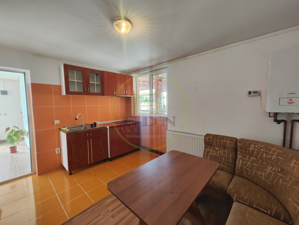 Casa 5 camere, teren 176 mp, Craiova, cartier Lascar Catargiu