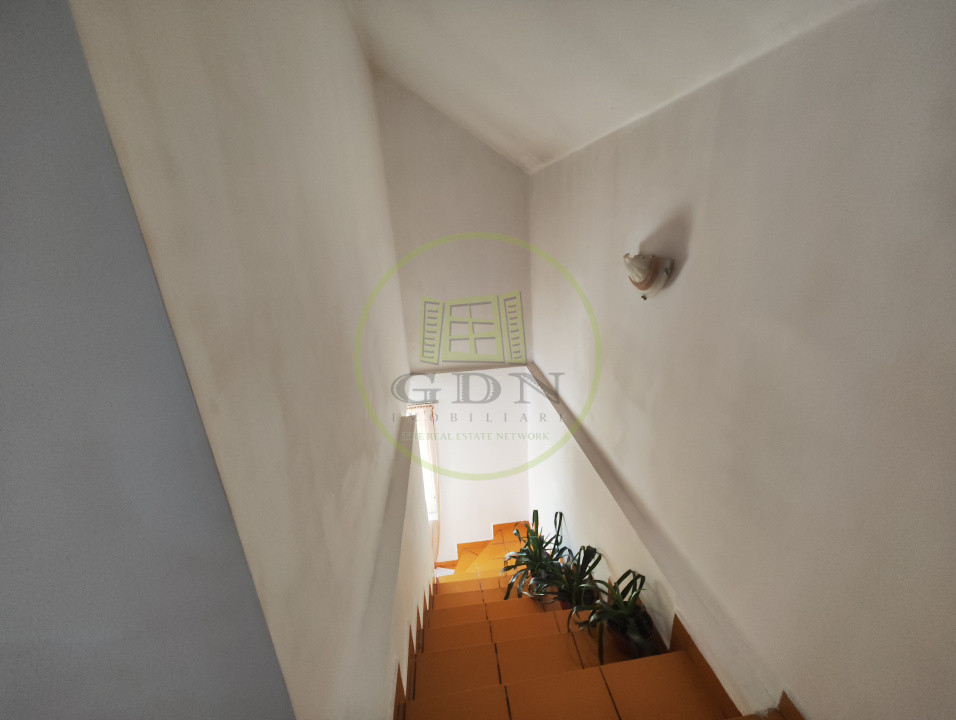 Casa 5 camere, teren 176 mp, Craiova, cartier Lascar Catargiu