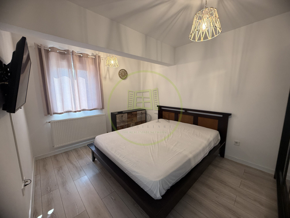 Apartament 2 camere, tip studio, 35 mp, Calea Severinului, zona Hanul Craiovița