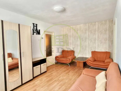 Apartament 2 camere cu balcon în fața copacilor – 46 m², etaj 1, construcție ’77
