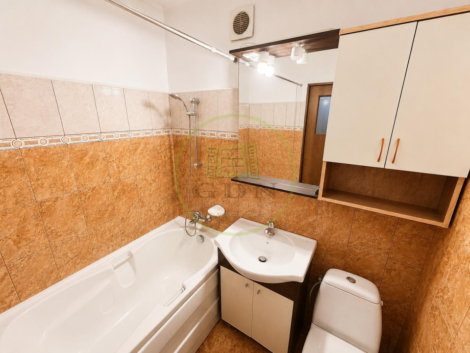 Apartament 4 camere | Piața Rahova | Decomandat | Orientare Sud
