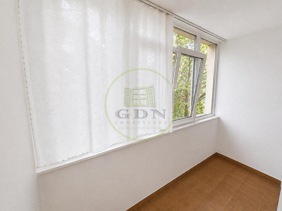 Apartament 4 camere | Piața Rahova | Decomandat | Orientare Sud