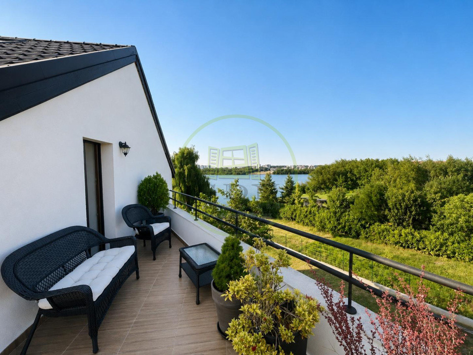 Apartament pe malul lacului | Dămăroaia  | Două terase | Vedere spectaculoasa